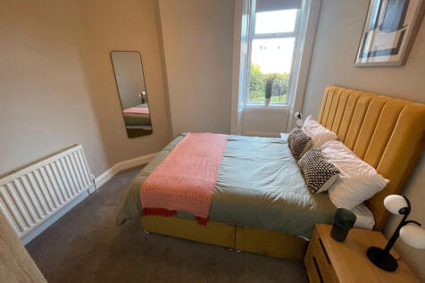 Meadowpark St Bedroom 1