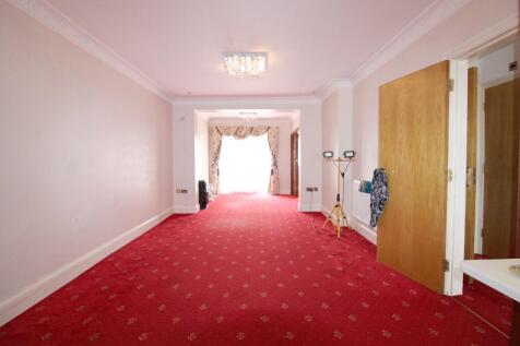 Through Lounge