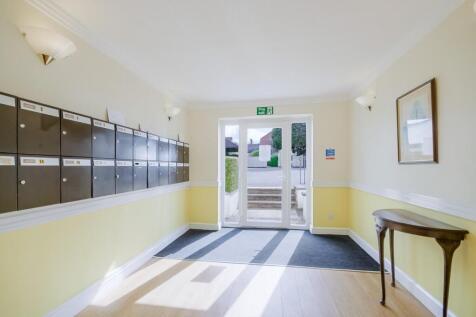 Hallway.jpg