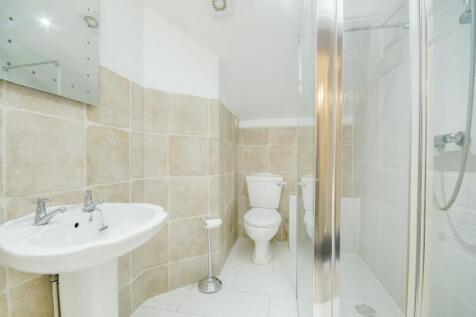 Bathroom.jpg