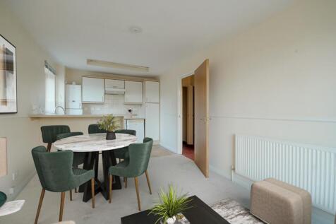 Living Room b.jpg