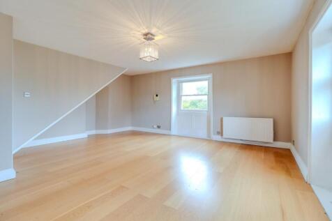 Living Room a.jpg