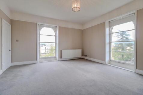 Bedroom 1b.jpg