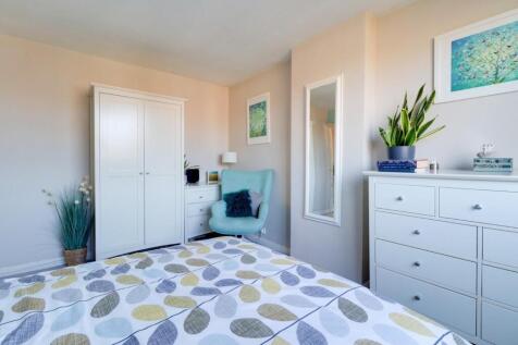 Bed 1 (4).jpg