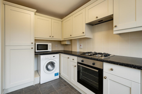 Kitchen 2.png