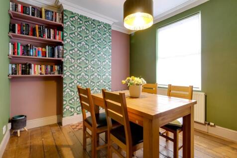 Dining Room (1).jpg