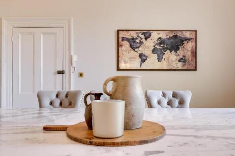 Kitchen (14).jpg