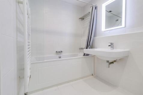 Bathroom.jpg