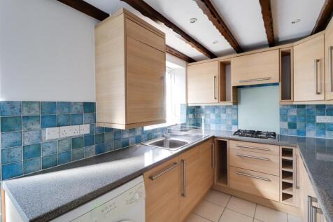 Kitchen (3).jpg