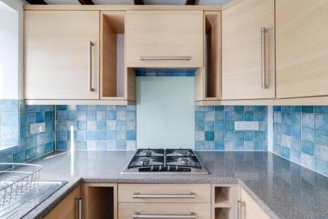 Kitchen (4).jpg