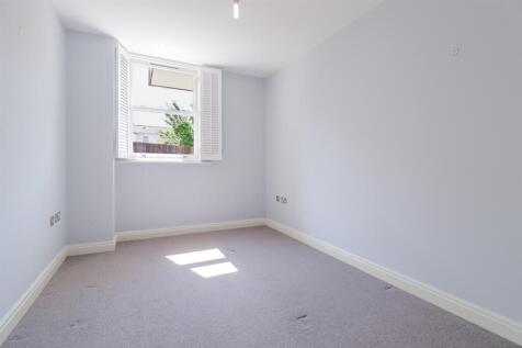 Bedroom 2.jpg