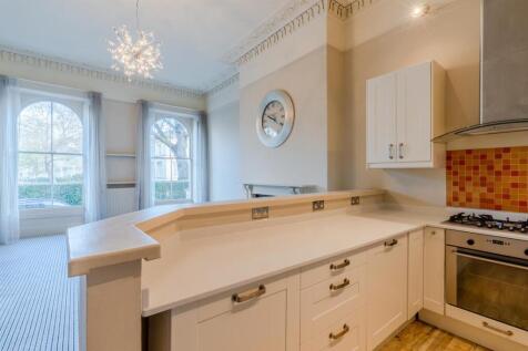 Kitchen c.jpg