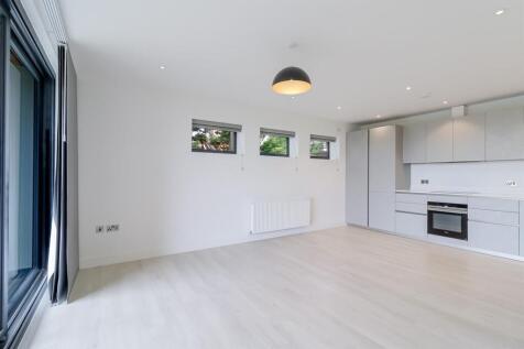 Kitchen Living Room b.jpg