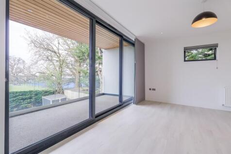 Living Room a.jpg