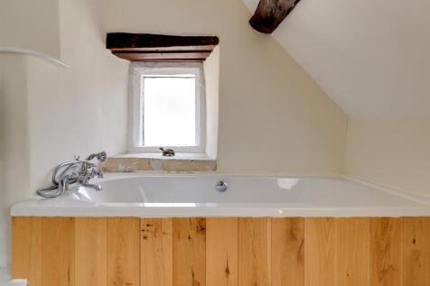 Bedroom One Ensuite (5).jpg