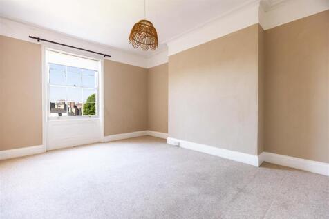 Bedroom 2.jpg