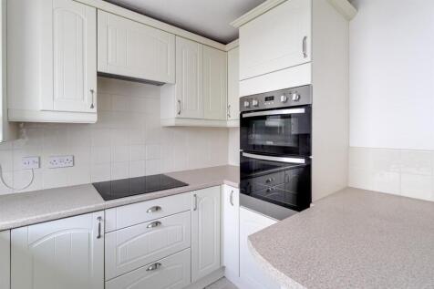 Kitchen (3).jpg