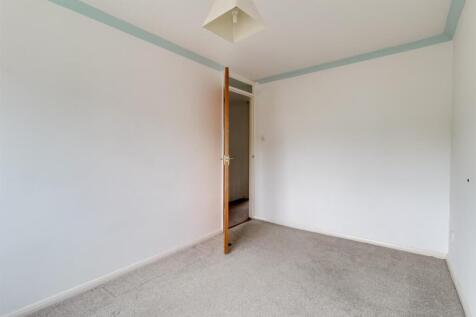 Bedroom 3 (2).jpg