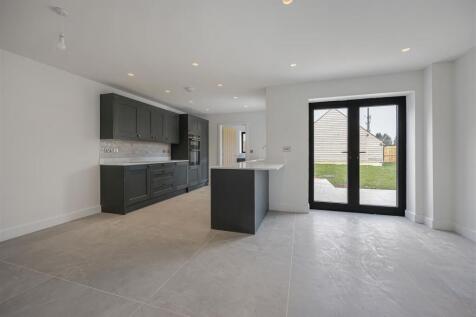 Kitchen Diner a.JPG