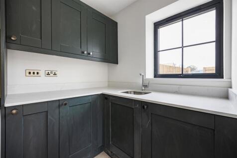 Utility Room.JPG