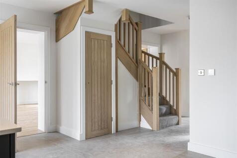 Hallway.JPG