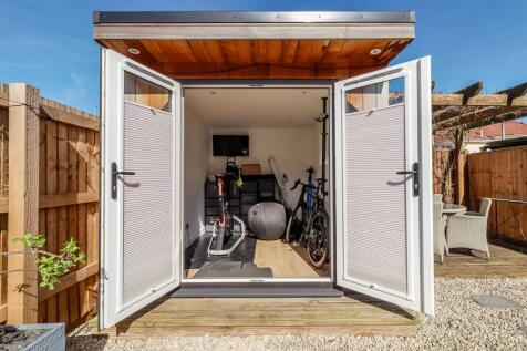 Garden Room (2).jpg