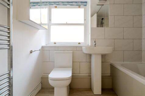 Bathroom.jpg
