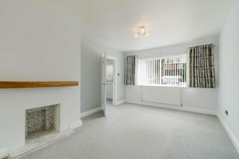 Living Room c.jpg