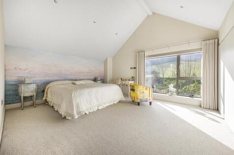 Bed 1.JPG