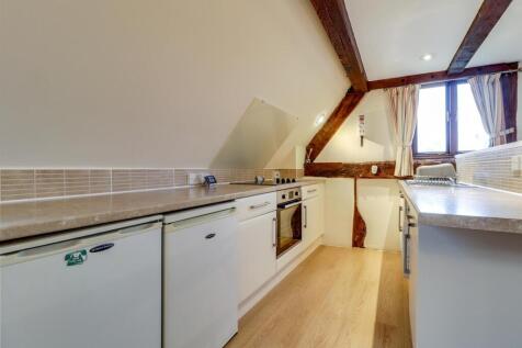 Kitchen a.jpg