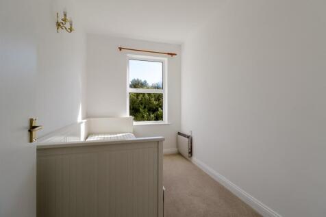 Bedroom 2.jpg