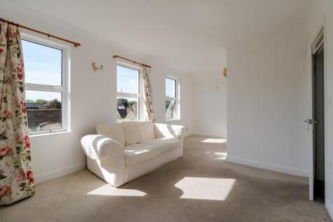 Living Room d.jpg