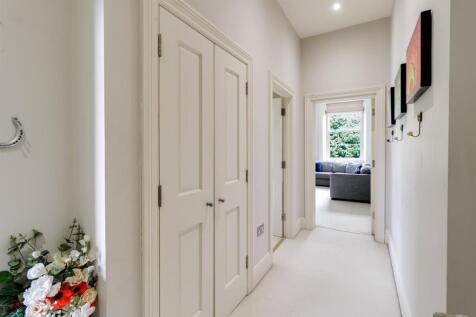 Hallway.jpg