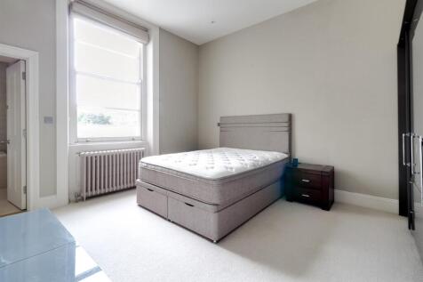 Bed 1.jpg
