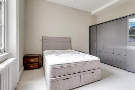 Bed 1 (3).jpg
