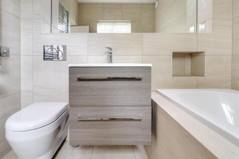 Ensuite (3).jpg