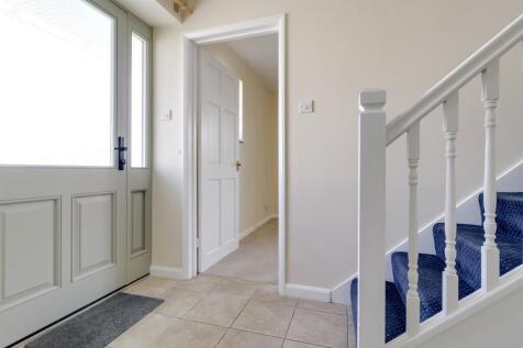Hallway (3).jpg