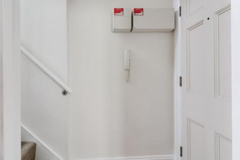 Hallway.jpg