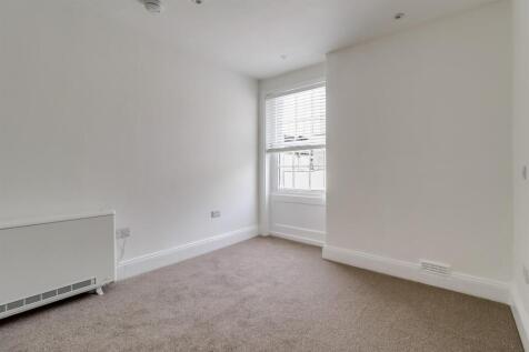 Bedroom.jpg