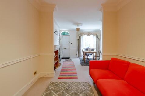 2-bed-2-bath-central-cheltenham (16).jpg