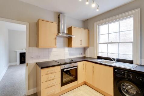 Kitchen (2).jpg