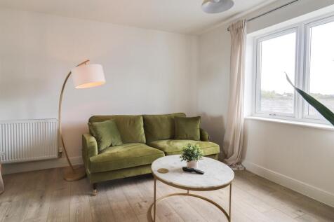 Living-room1.jpg
