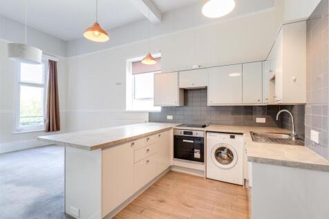 Kitchen1.jpg