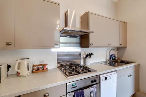 Kitchen (3).jpg