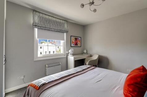 Bedroom (7).jpg