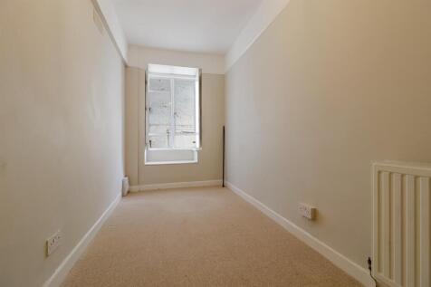 3-bed-flat-suffolks-cheltenham (3).jpg