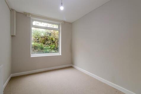 3-bed-flat-suffolks-cheltenham (5).jpg