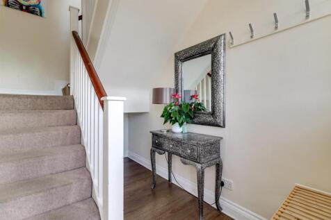 Entrance Hallway.jpg