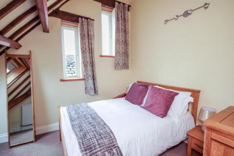 3-bed-flat-cheltenham-town-centre (8).jpg