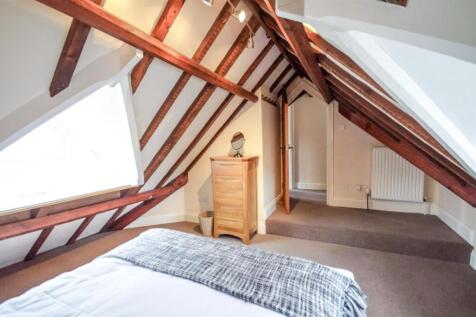 3-bed-flat-cheltenham-town-centre (10).jpg